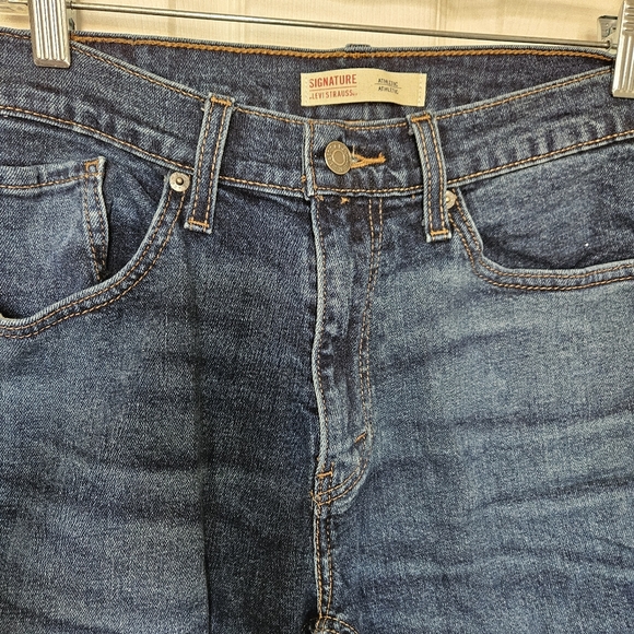 Levi signature athletic jeans - Picture 7 of 9